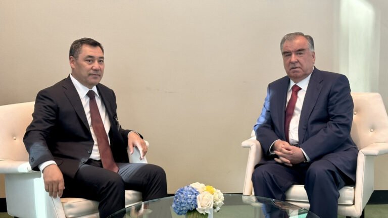 Мулоқоти Эмомалӣ Раҳмон бо Содир Ҷабборов