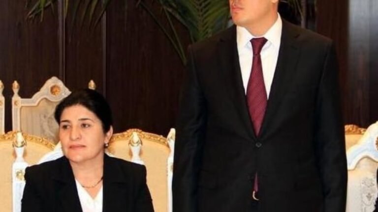 Писари Маҳмадсаид Убайдуллоев барканор шуд