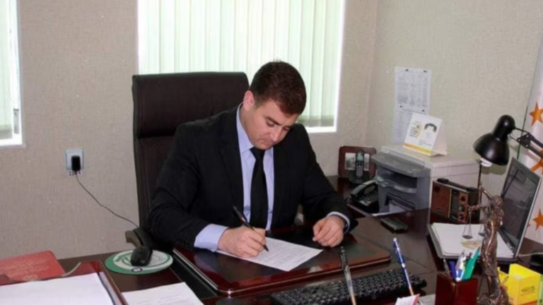 Баъди латукӯби сарбоз раиси суди ноҳияи Шамсиддин Шоҳин аз вазифа барканор шуд