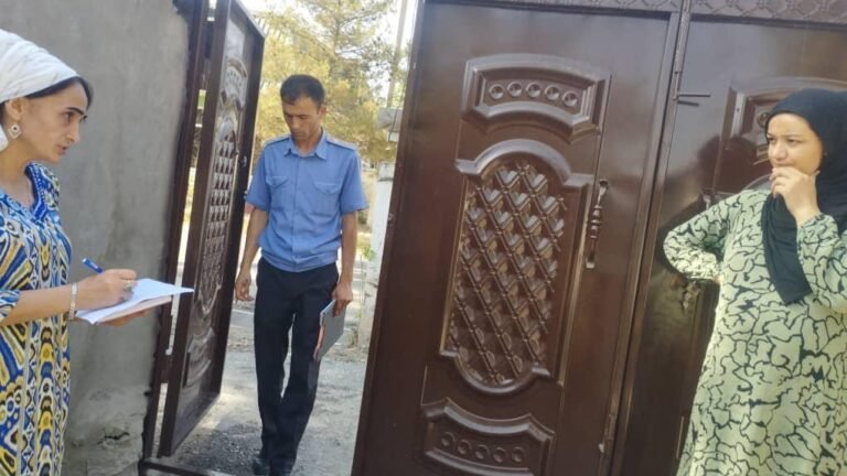 Гаштҳои хона ба хонаи аъзои ҲХДТ дар Фархор