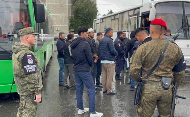 Ҳодисаи зиндони Волгоград вазъи муҳоҷиронро бадтар кард