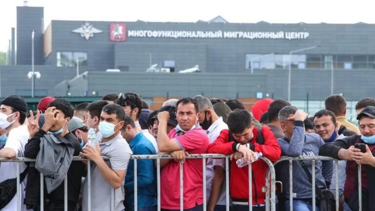 Тамдиди муҳлати қонунигардонии будубоши муҳоҷирон дар Русия