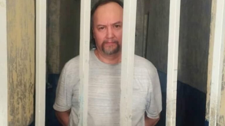 Боздошти як омӯзгори забони англисӣ дар Душанбе бо иттиҳоми рафтори ғайриахлоқӣ